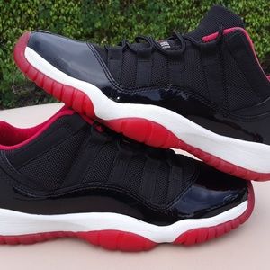 Jordan 11 Low Bred Size 7Y Size 8.5 Women